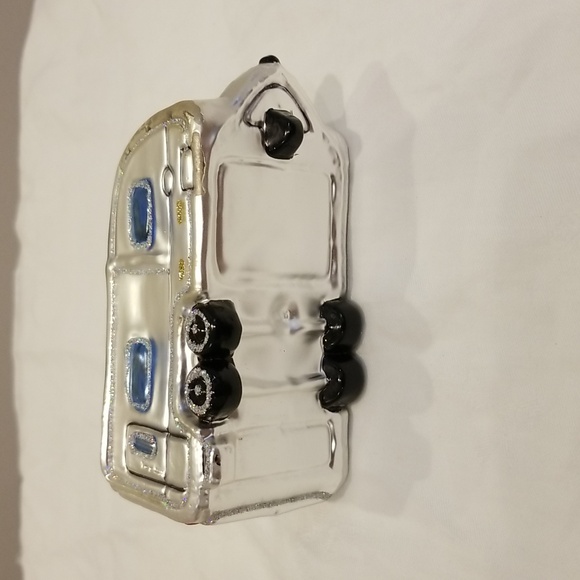 NWT VINTAGE EUROPEAN AIRSTREAM CHRISTMAS ORNAMENT - Picture 5 of 7